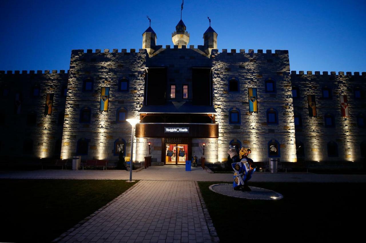 Legoland Castle Hotel Billund Exterior photo